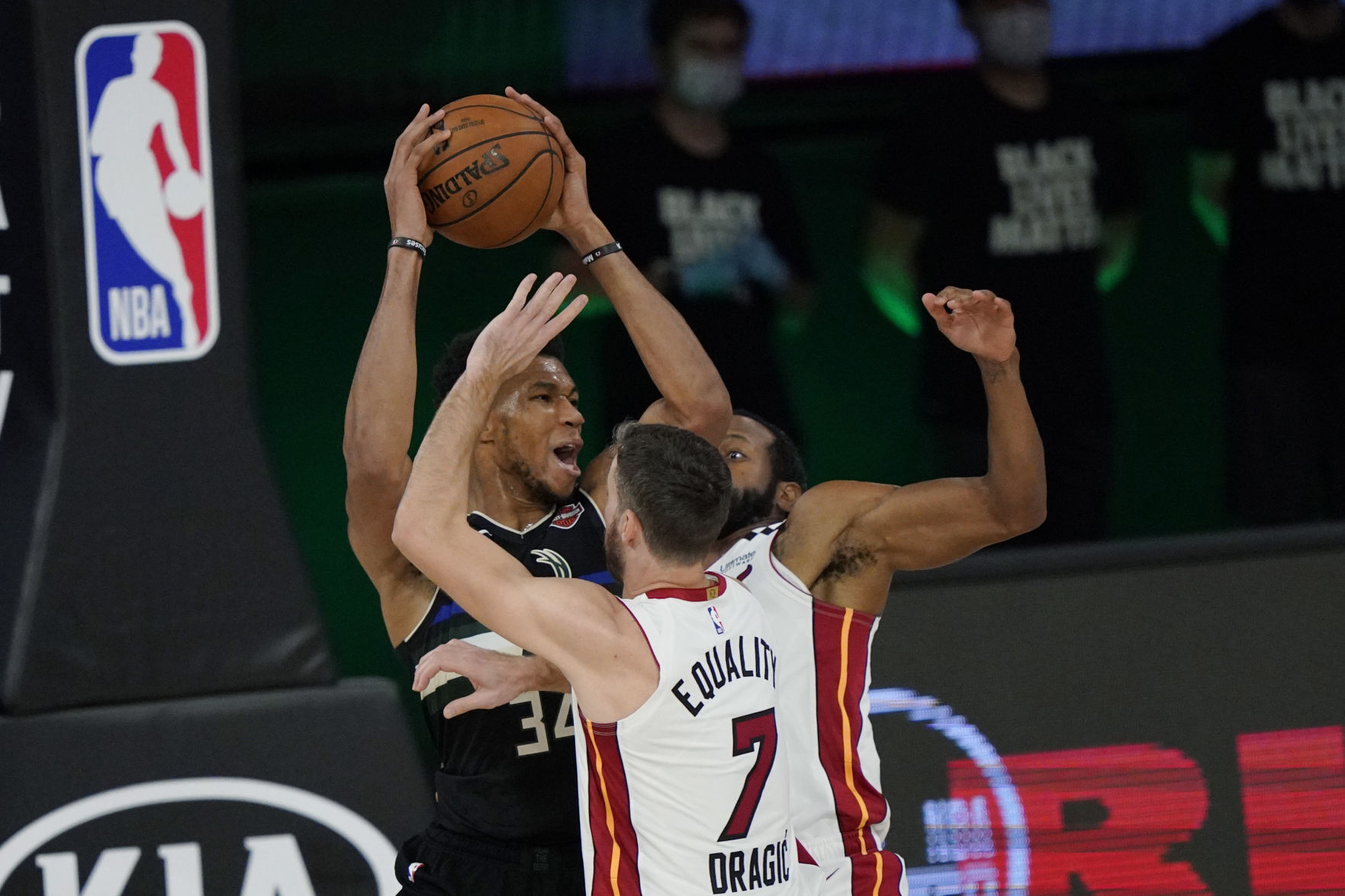 Heat 116, Bucks 114